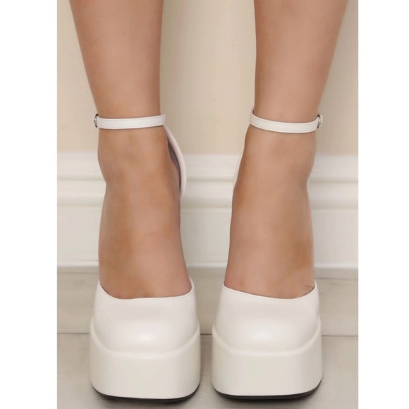 White Platform Block High Heels - Picture 4 of 14